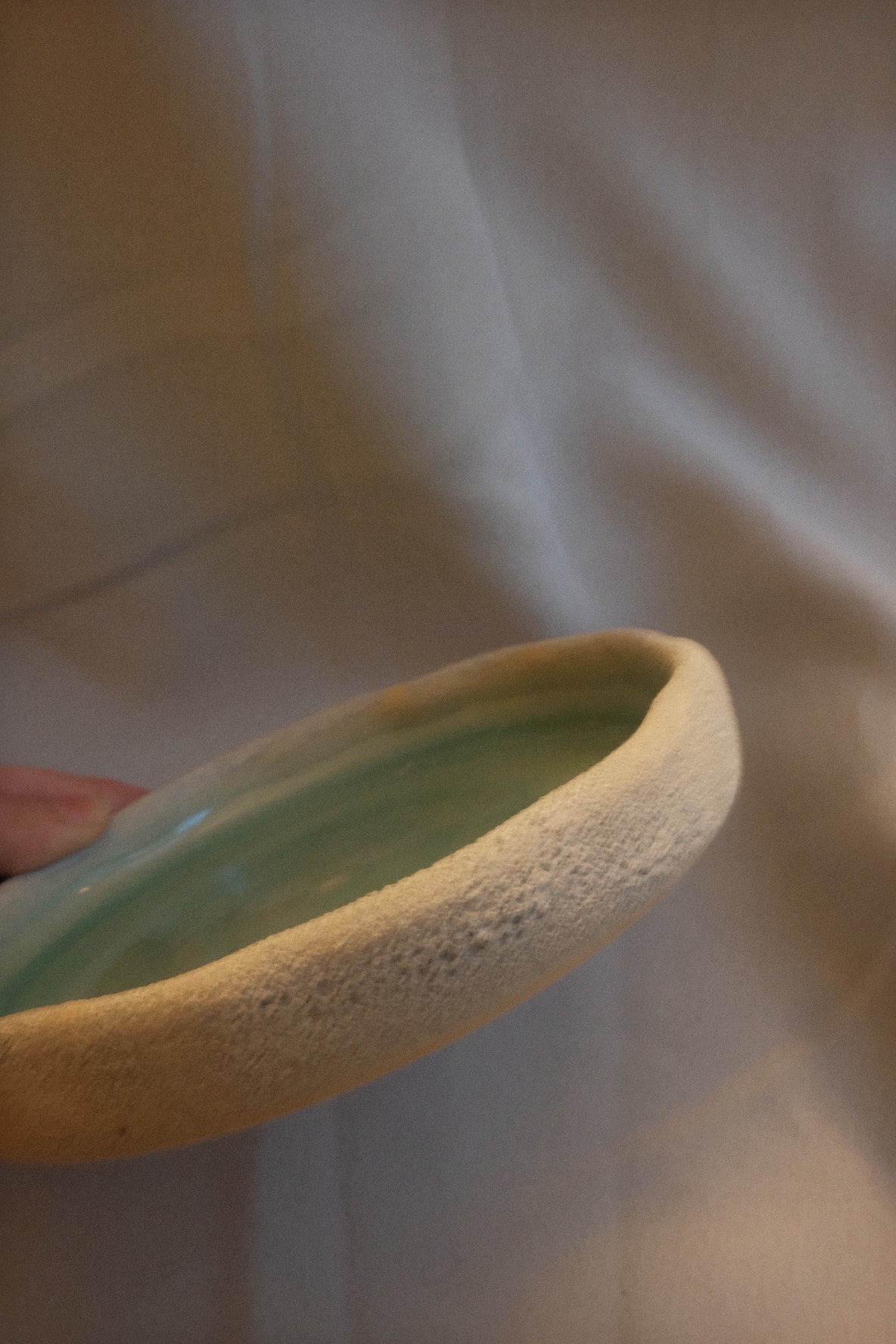 sea blue ripple flower plate